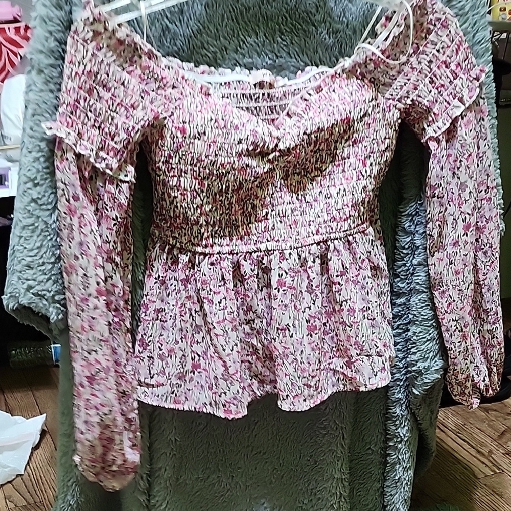 Adorable Pink Floral Smocked Top Off the Shoulder Blouse Empire Waist Shirt